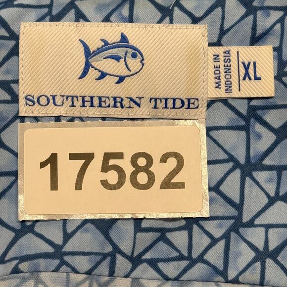 Southern Tide Shirt Mens XL Blue Geometric Nylon Stretch Short Sleeve Beachy - Picture 10 of 10